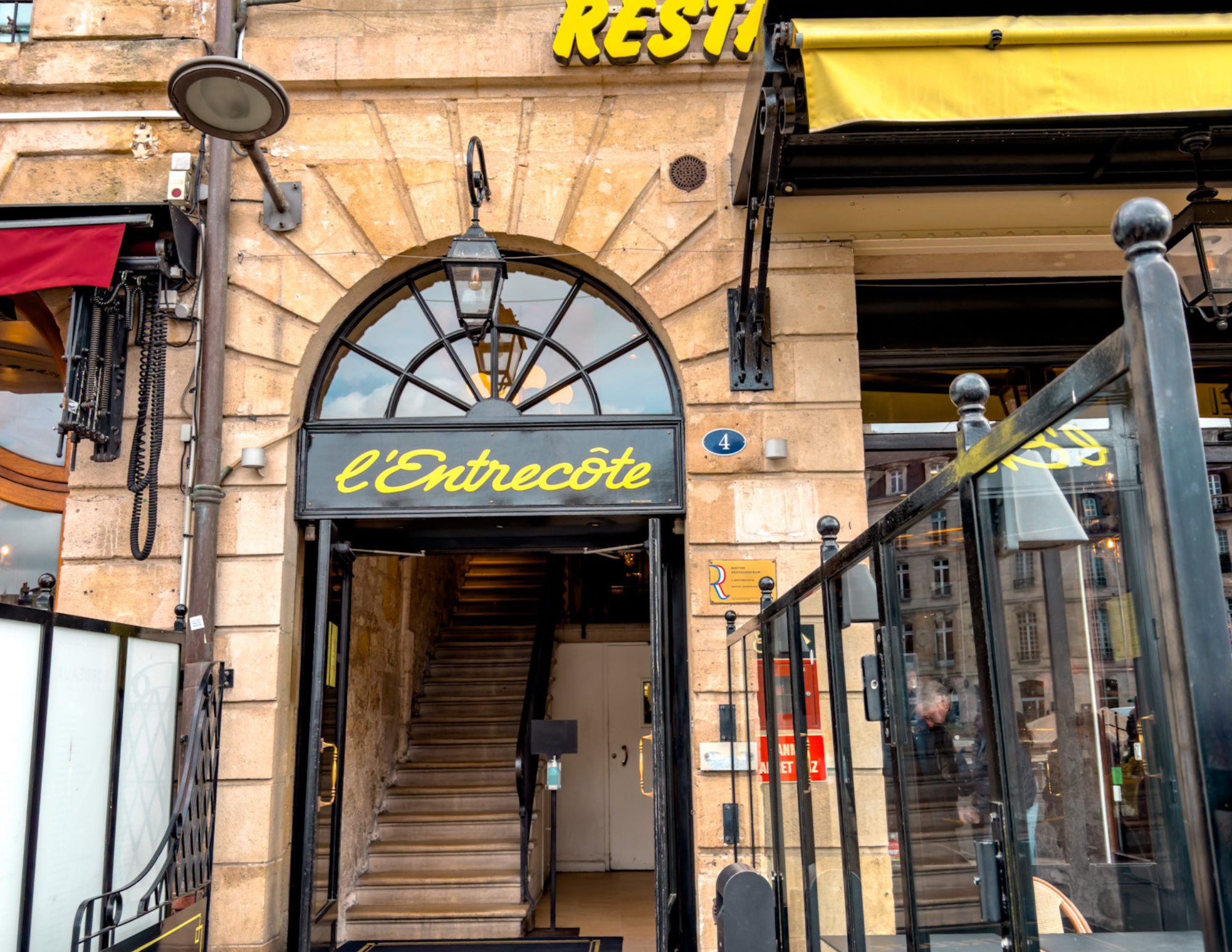 Best Things to Do in Bordeaux France-2.png
